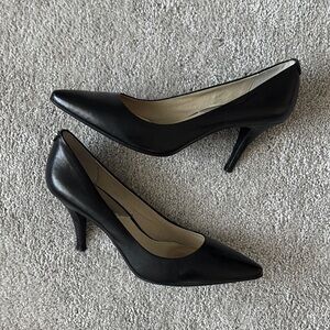 Michael Michael Kors Low Heel Pumps